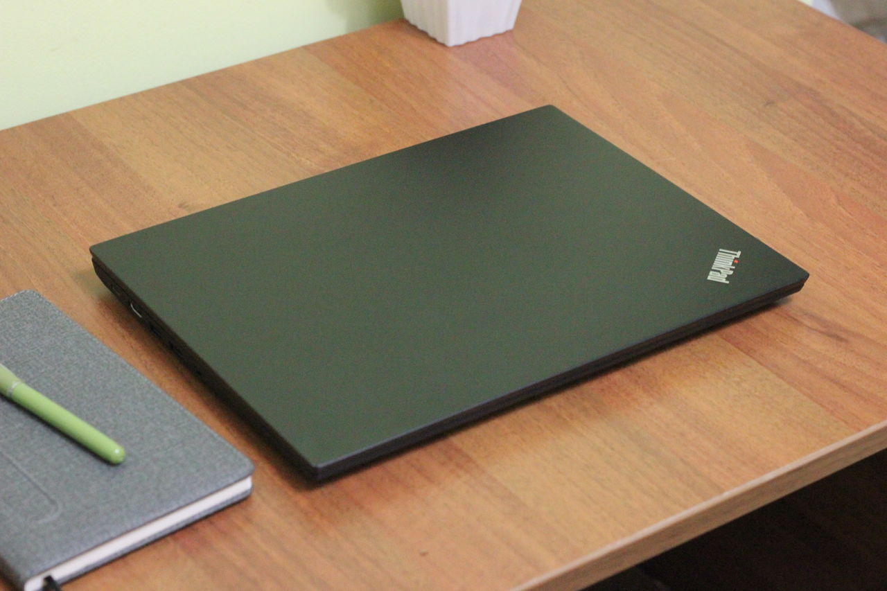 Lenovo ThinkPad E490 IPS (Core i5 8265u/8Gb DDR4/256Gb NVMe SSD/14.1" FHD IPS) фото 10