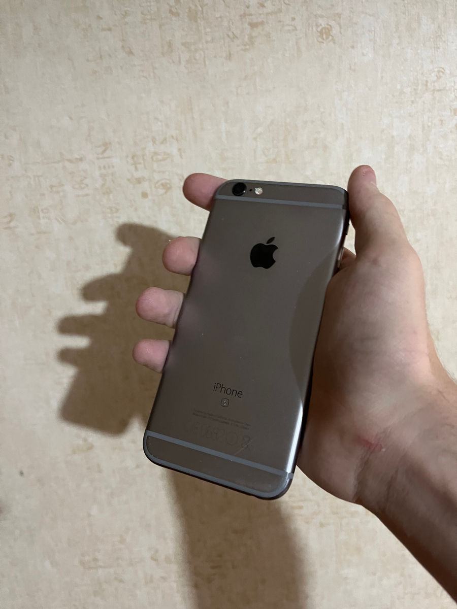 iPhone 6s 64Gb foto 1