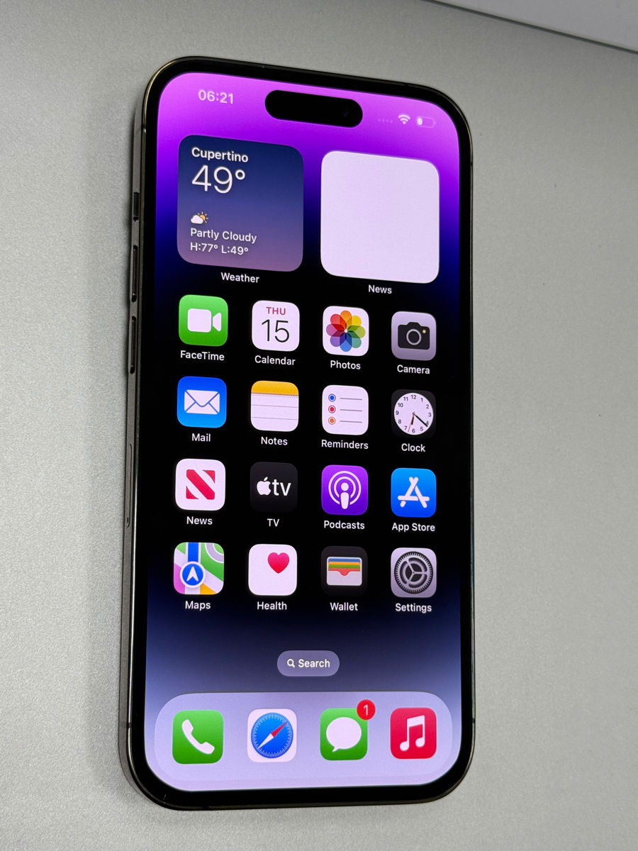 Culoare purple  Baterie 100%  Telefon nou , husa si incarcator  foto 0