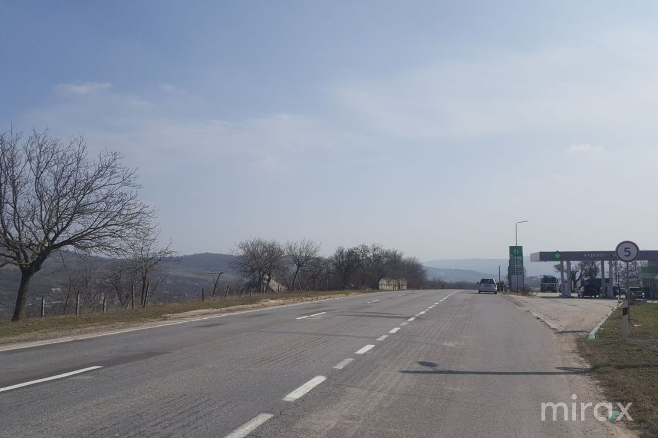s. Cristești, Nisporeni, Moldova foto 0