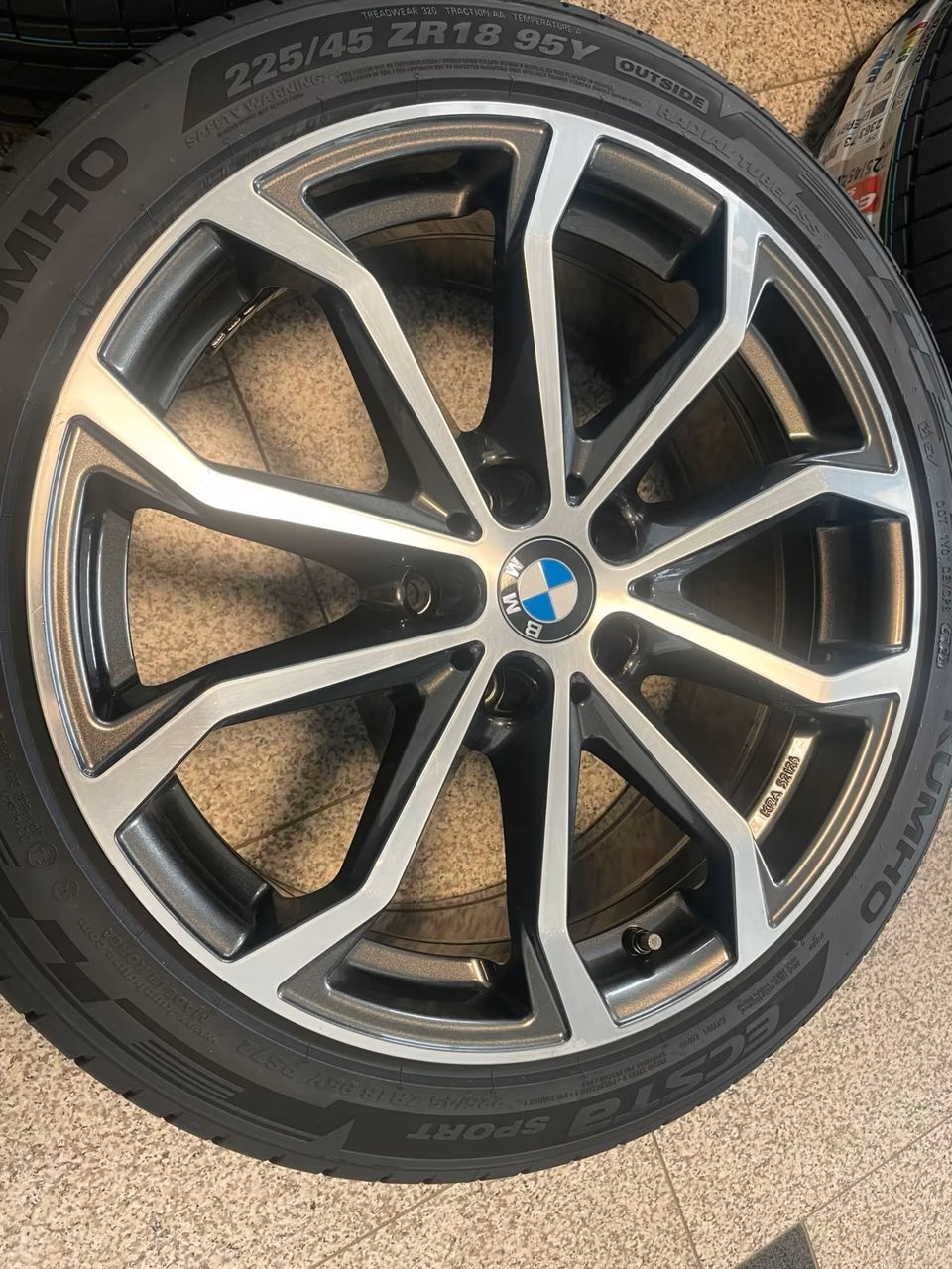 Jante BMW 3er G20 / 5er G30  225/45 R18 foto 1
