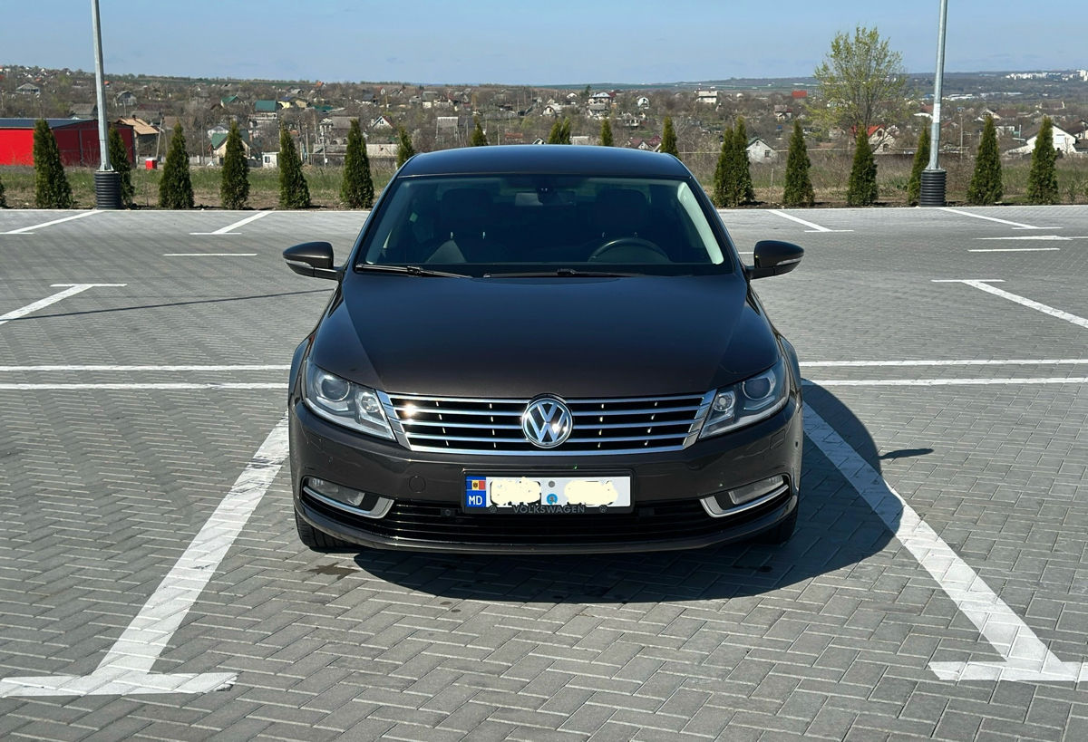 Volkswagen Passat CC foto 0