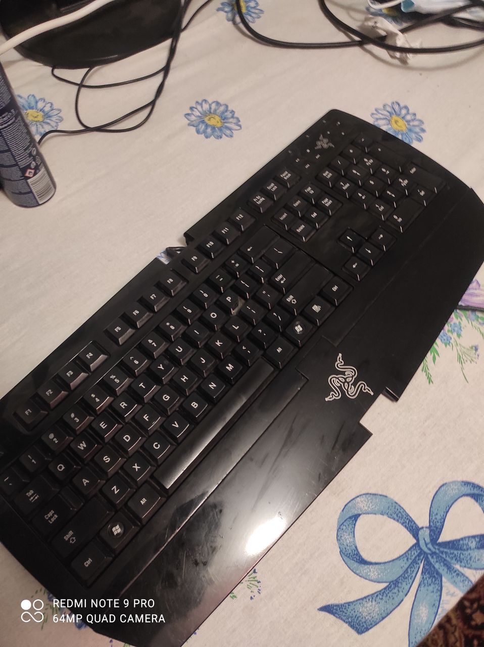 Продам комплект игровая мыш и клавиатура
