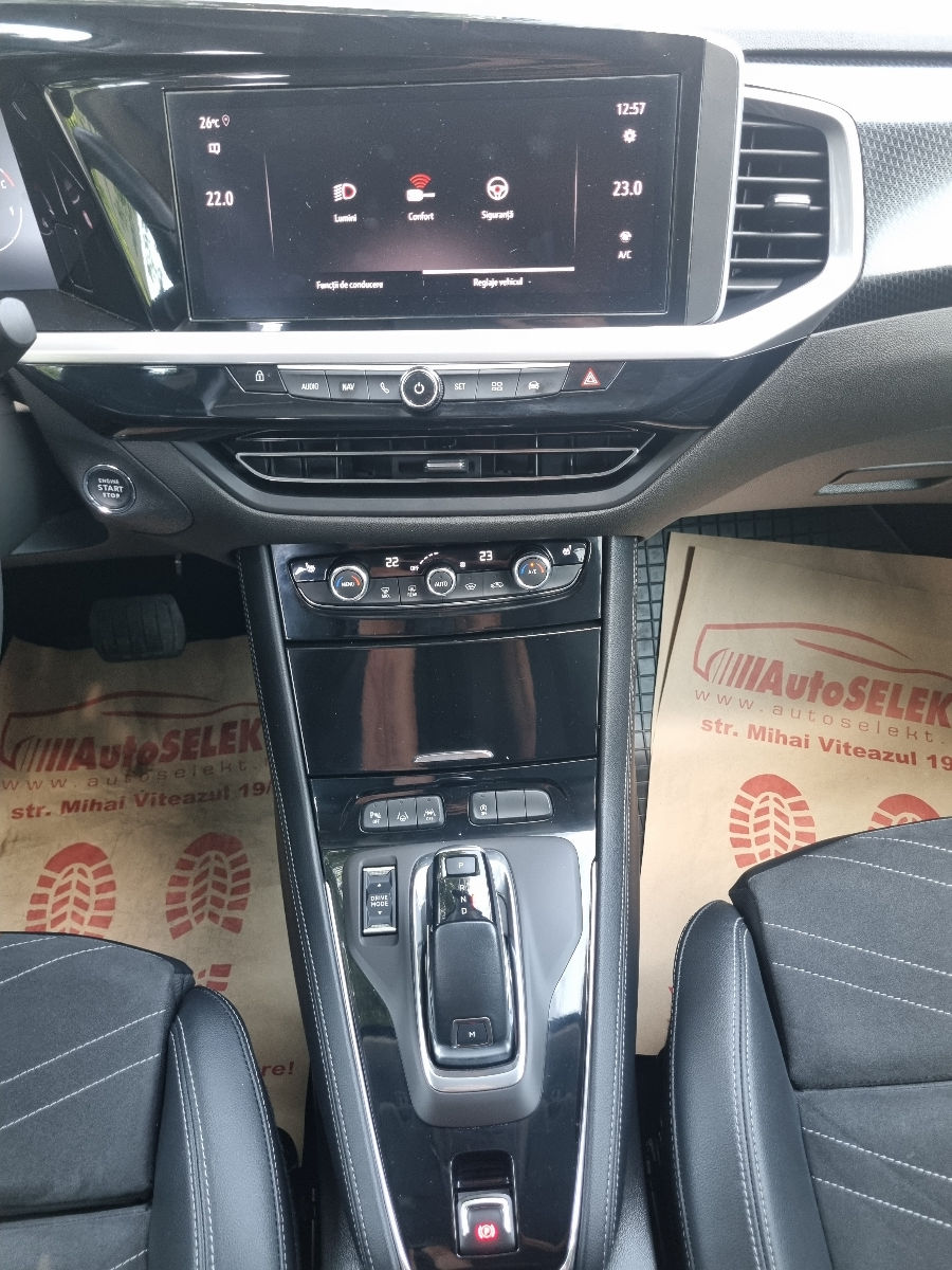 Opel Grandland X 2022 photo 13