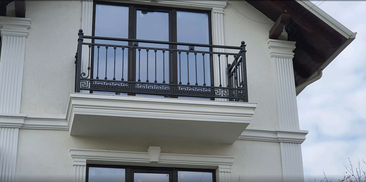 Balustrade . Cel mai bogat asortiment de balustrade si porti in credit cu 0% foto 0