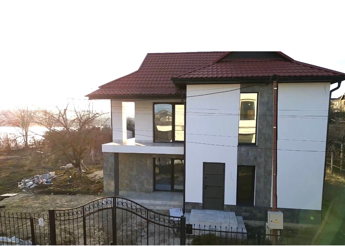 Casa Ialoveni sect. de Vile Dânceni/Suruceni foto 3