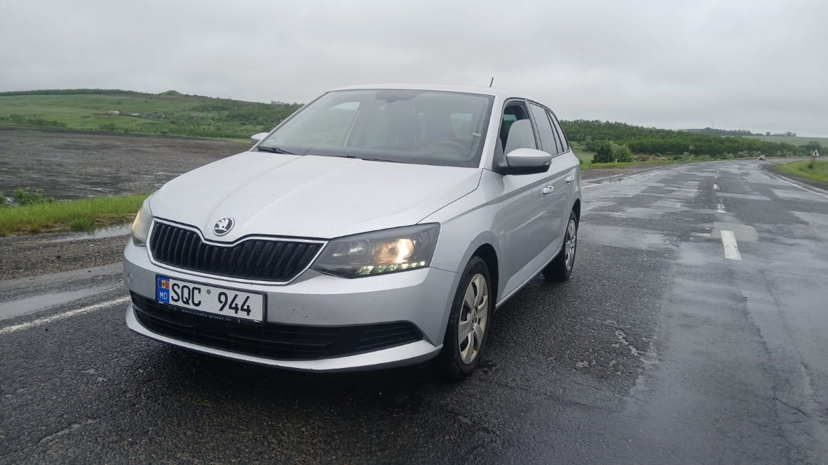 Skoda Fabia фото 0