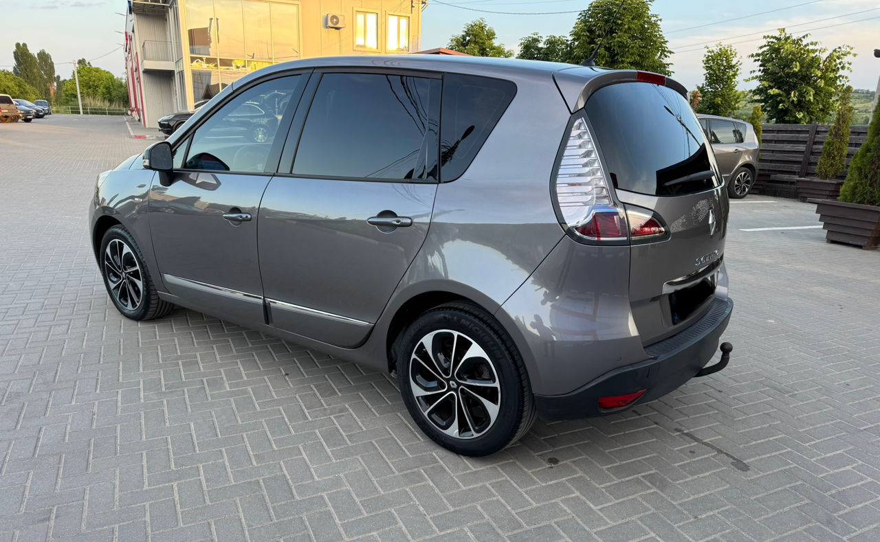 Renault Scenic фото 5