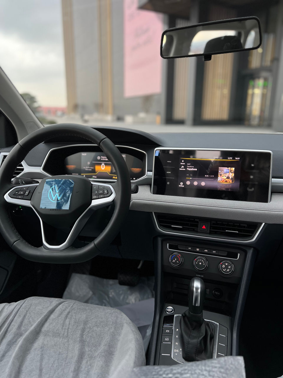 Volkswagen Tiguan фото 8