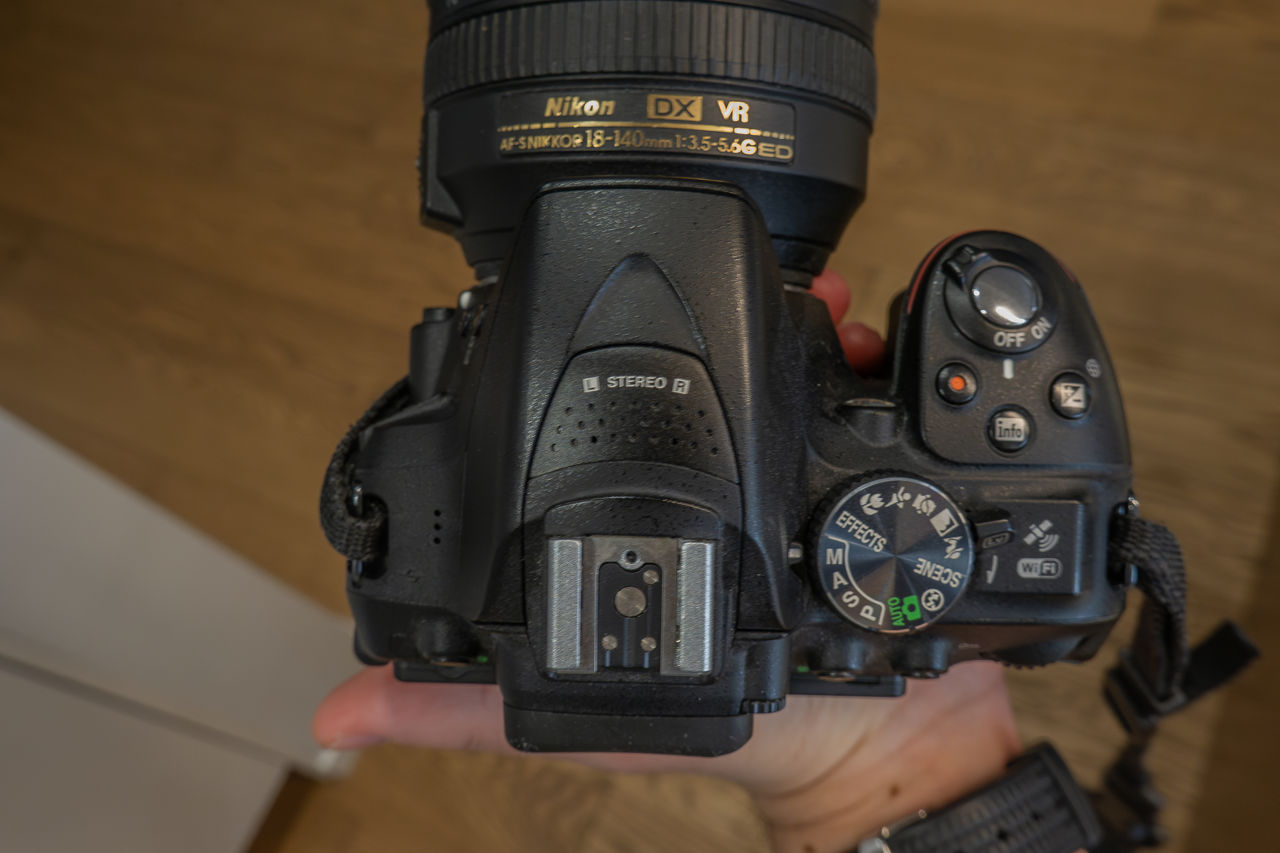 Nikon D5300 – kit complet, îngrijit cu mare atenție foto 4