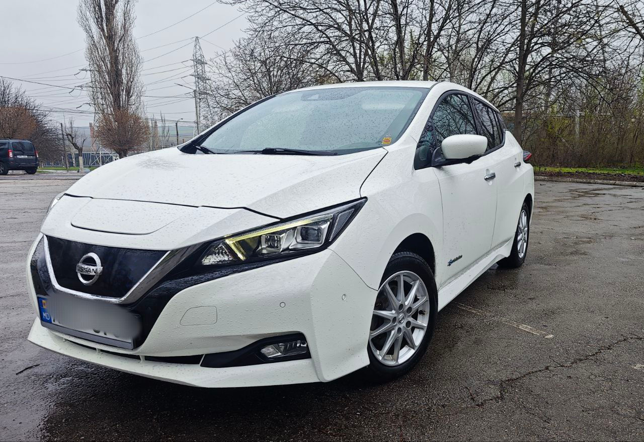 Nissan Leaf foto 0