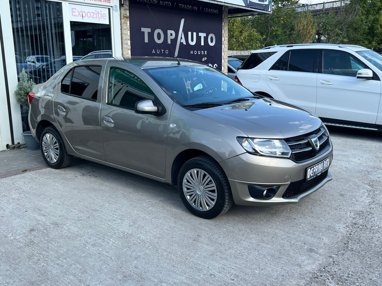 Dacia Logan foto 1