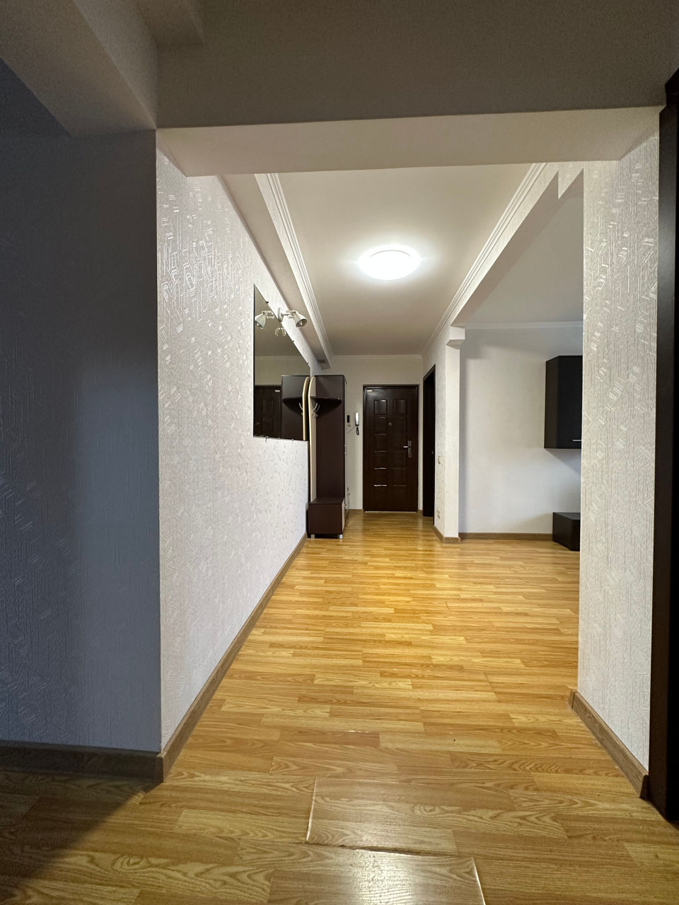 Apartament cu 3 camere, 80 m², Botanica, Chișinău foto 2