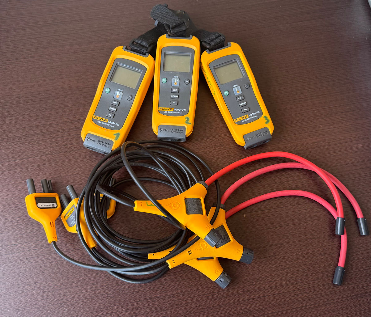 Kit multimetru + clește ampermetric wireless iFlex Fluke FLK-A3001 FC KIT Tester 3 faze Fluke a3001  foto 1