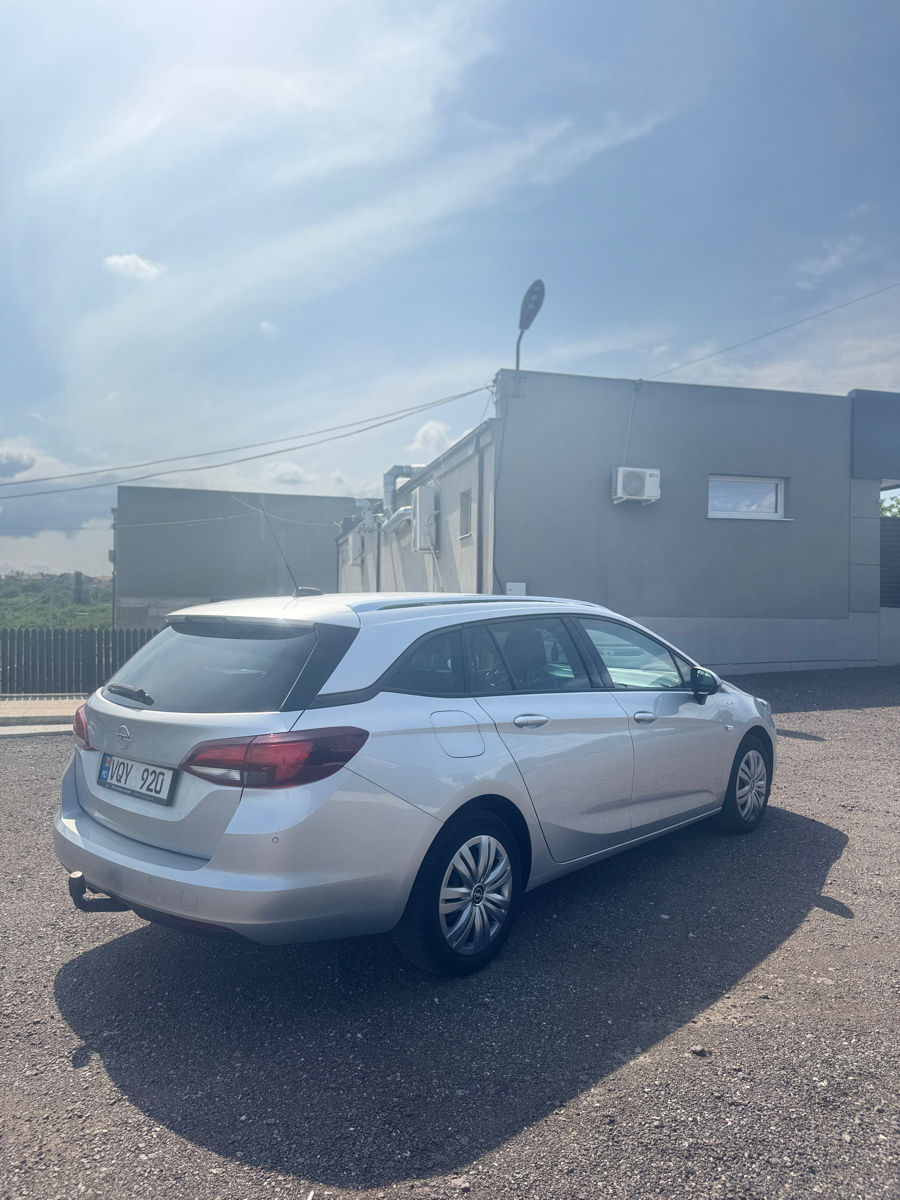 Opel Astra фото 4