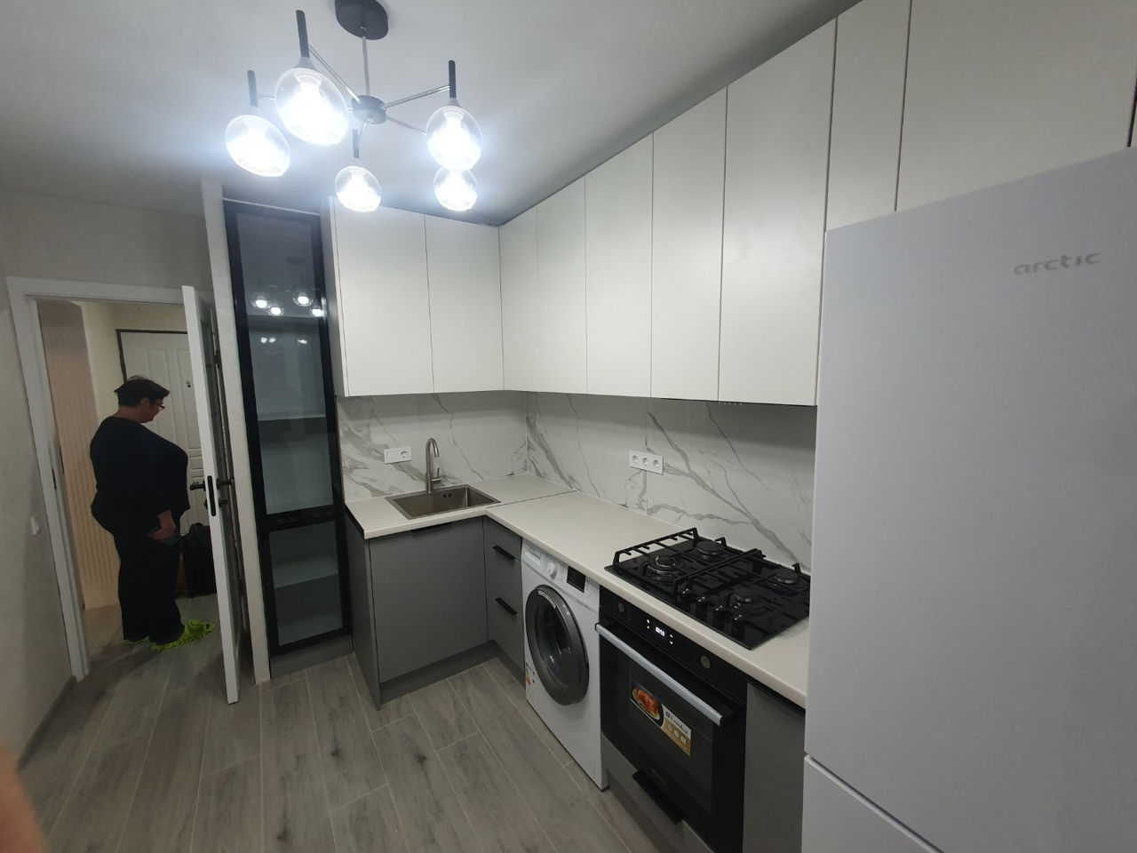 Bucatari la comanda,ne aflam in piata tolciok foto 7