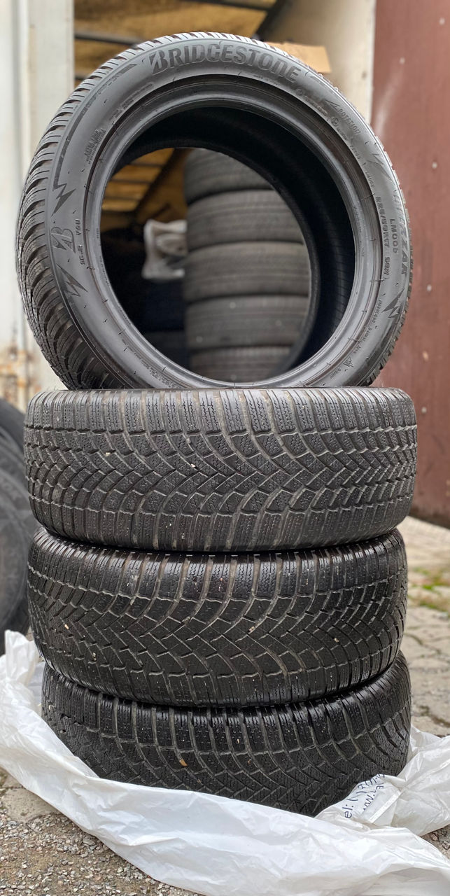 Bridgestone 225/50/R17