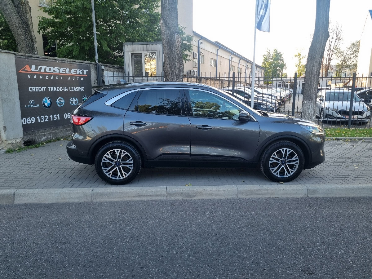 Ford Kuga 2022 photo 4
