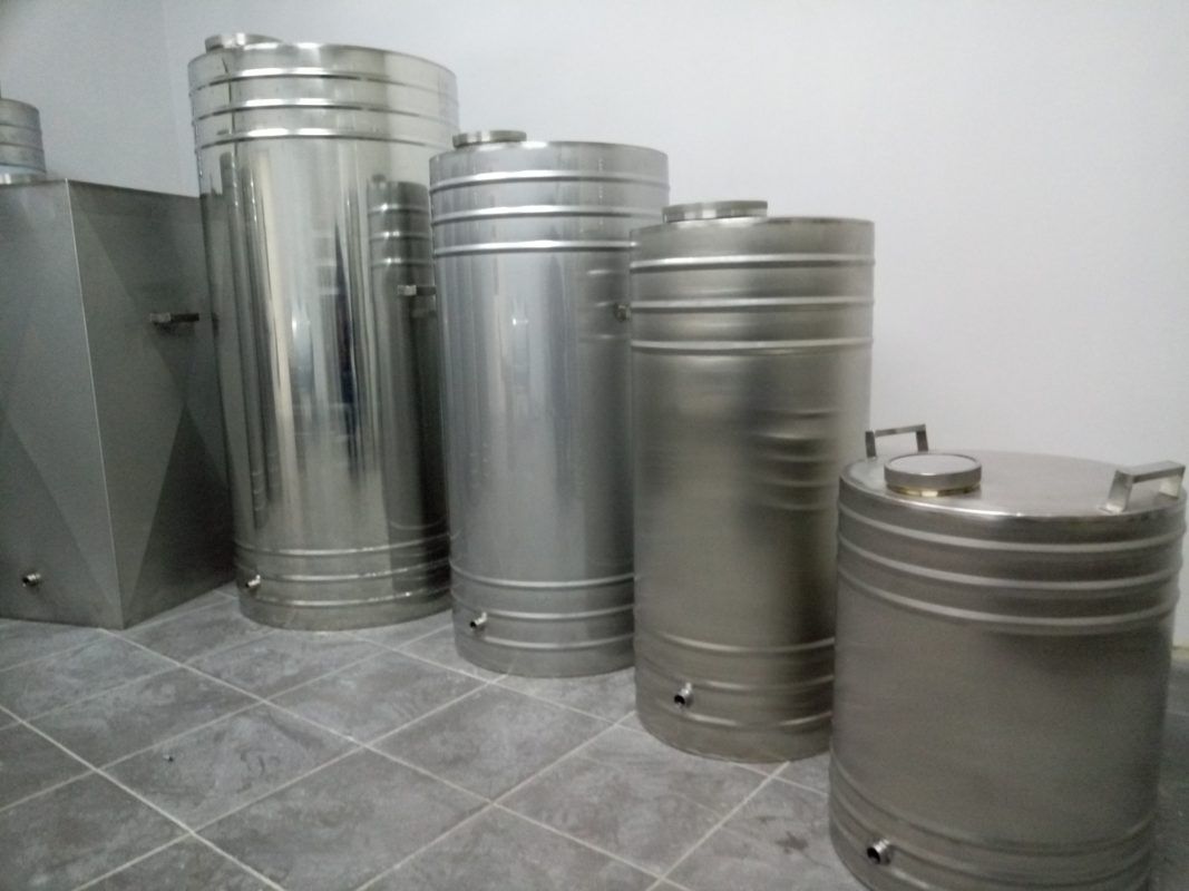 Butoaie din inox pentru vin foto 4