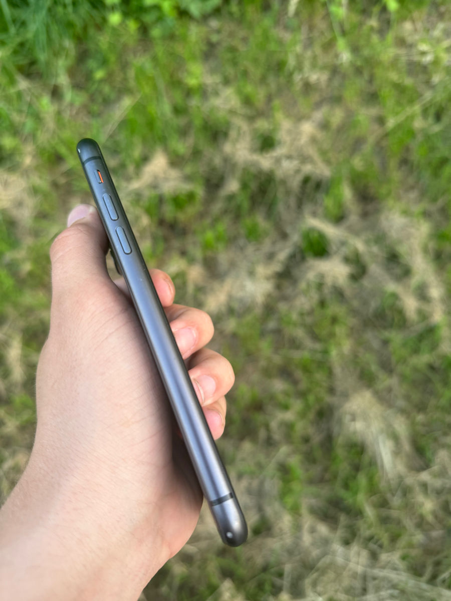 IPhone 11  foto 1