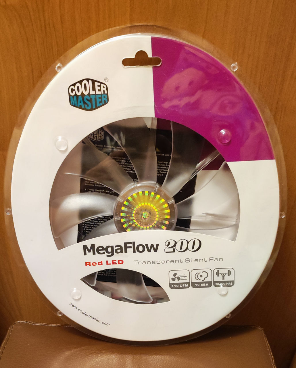 Продам корпусные вентиляторы Cooler Master MegaFlow 200 Red LED