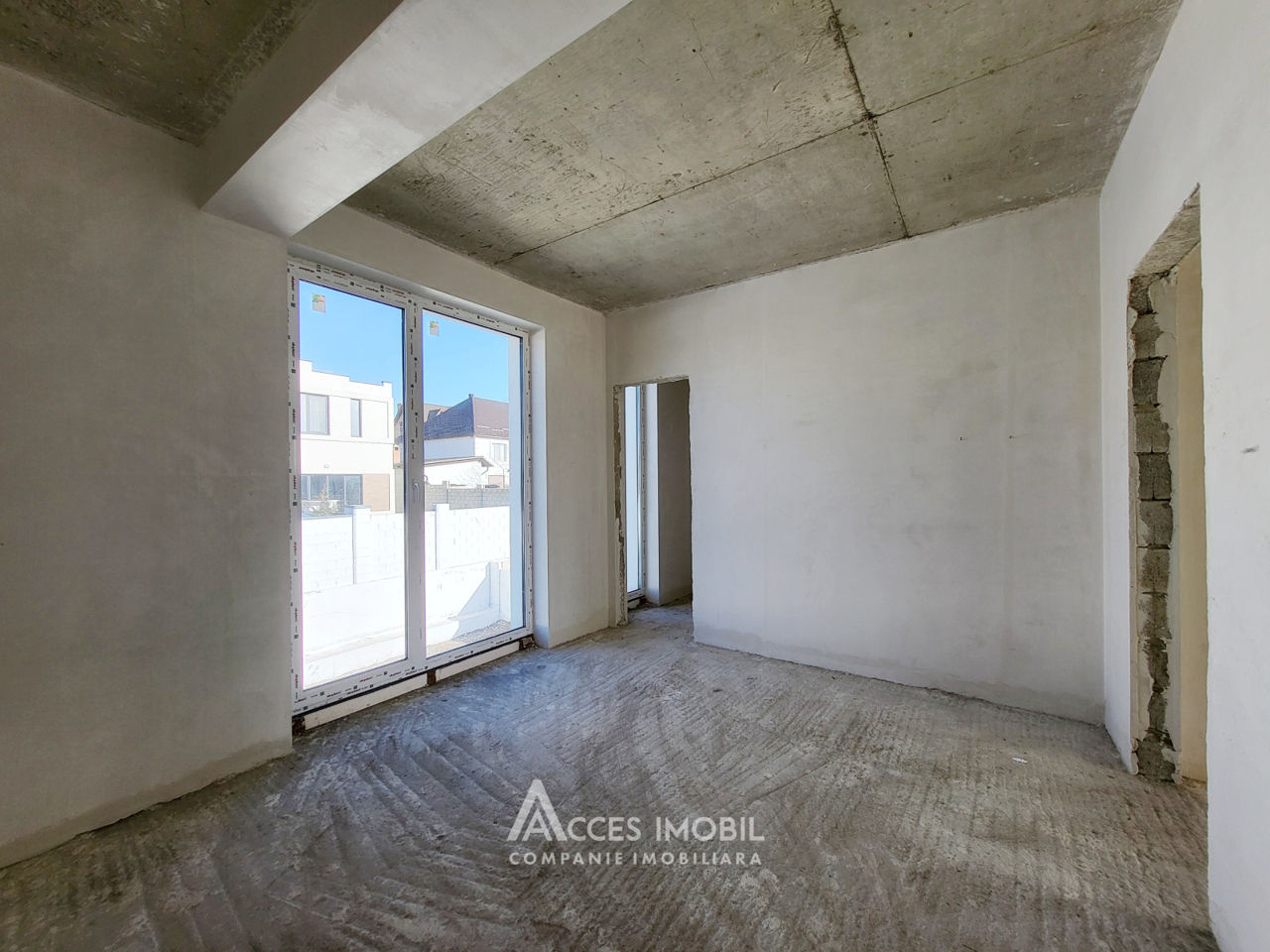 Duplex în 2 niveluri! Băcioi, str. Independenței, 230m2 + 4 ari! Variantă albă! foto 2