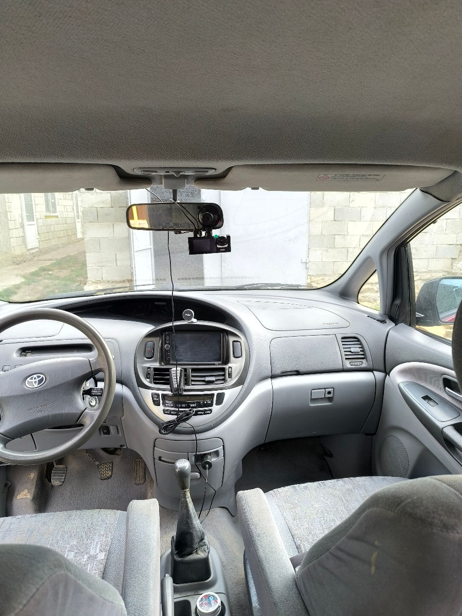 Toyota Previa foto 4