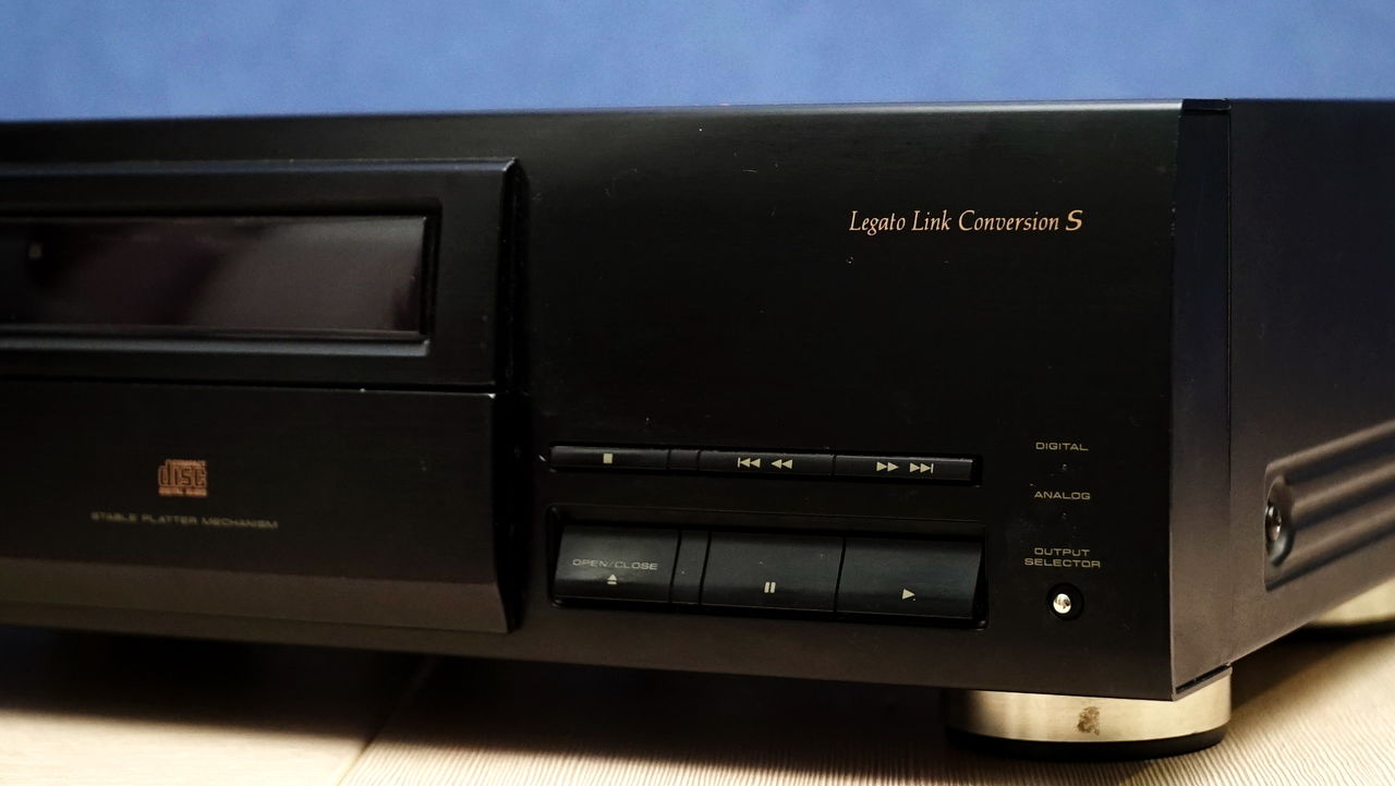 Pioneer PD-S 904 - топовый Hi End CD player / пластинки Винил из Европы и Англии фото 5