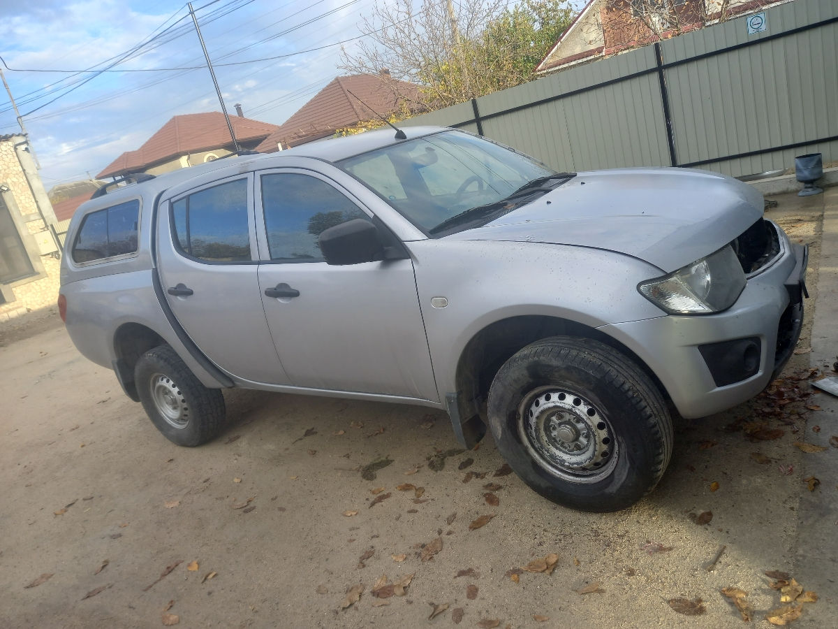 Vind piese mitsubishi l200 foto 3