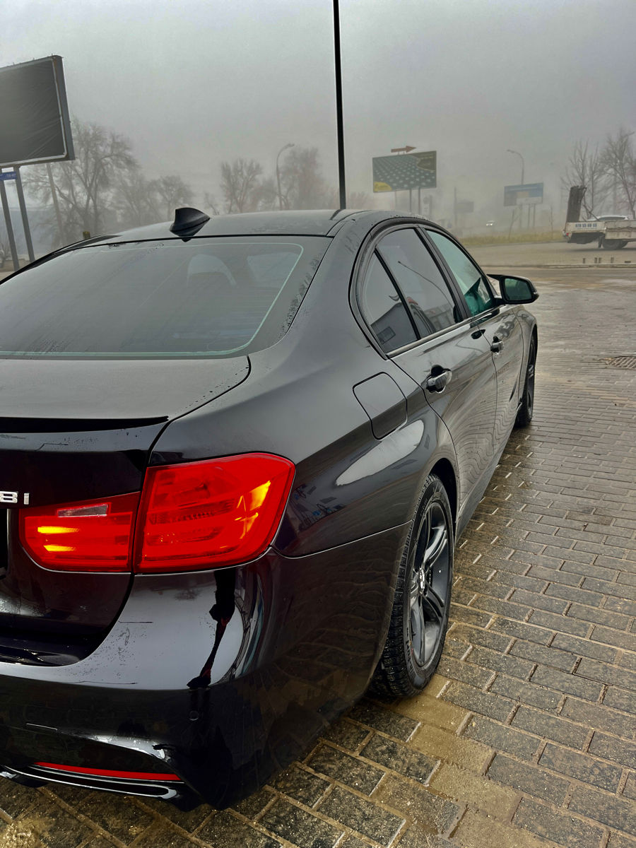 BMW 3 Series фото 5