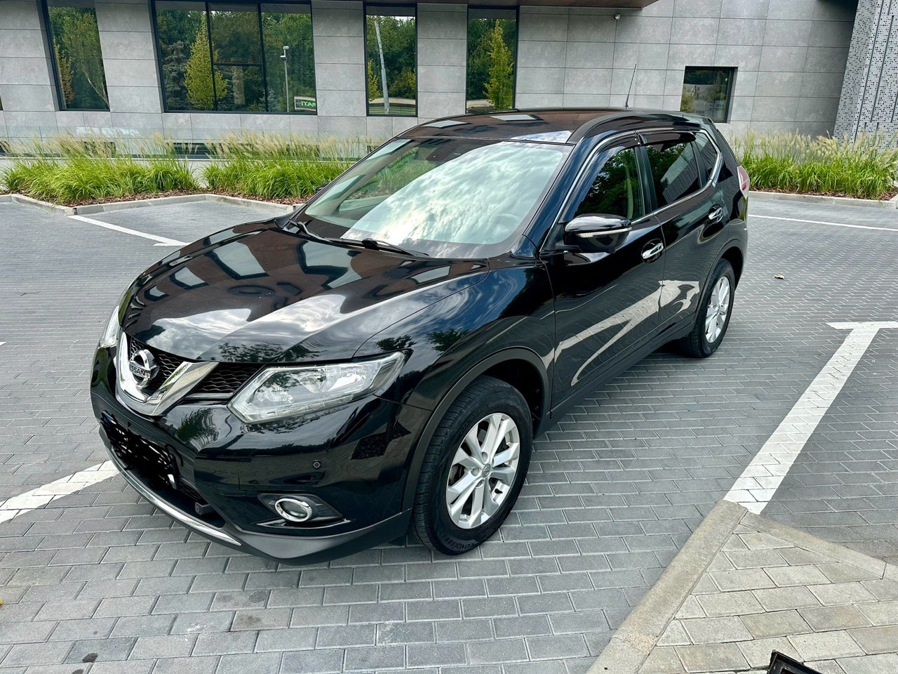 Nissan X-Trail фото 1