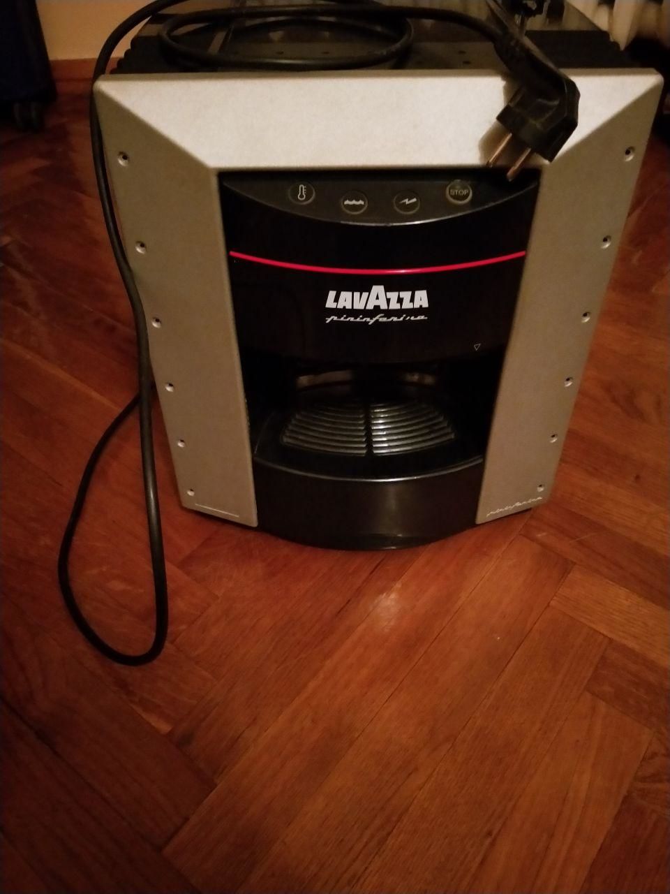 Кофемашина Maschine Lavazza