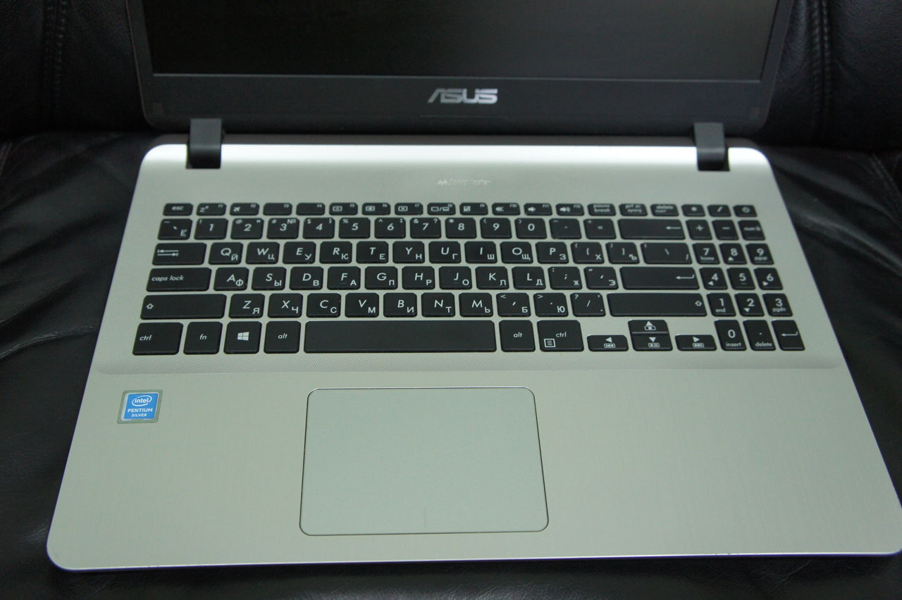 Asus x 507 m