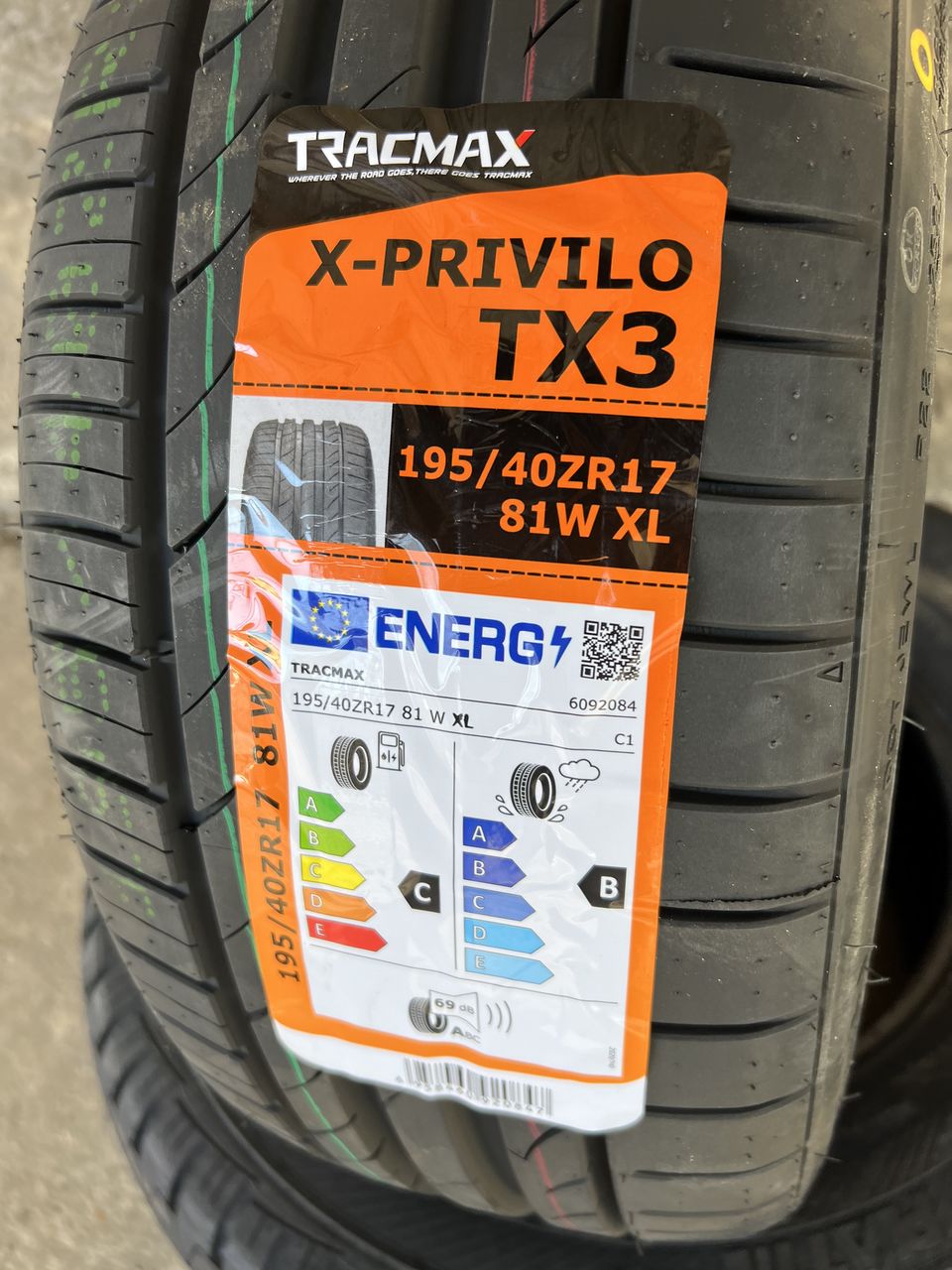 195/40 R17 Tracmax Xprivilo TX-3/ Доставка, livrare toata Moldova foto 1