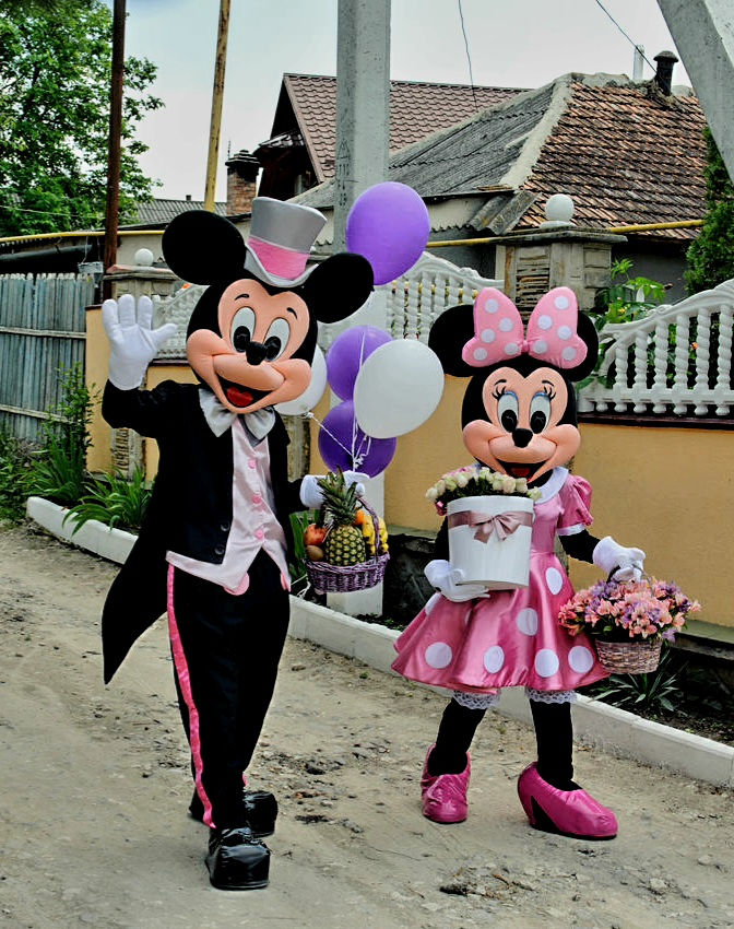 Mickey si minnie mouse in Moldova / costumatie roz / микки и минни маус foto 3