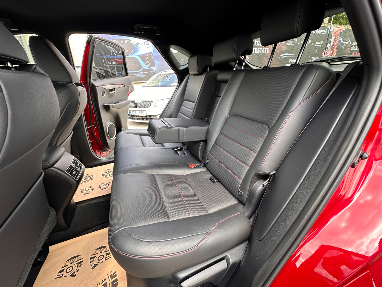 Lexus NX Series foto 7