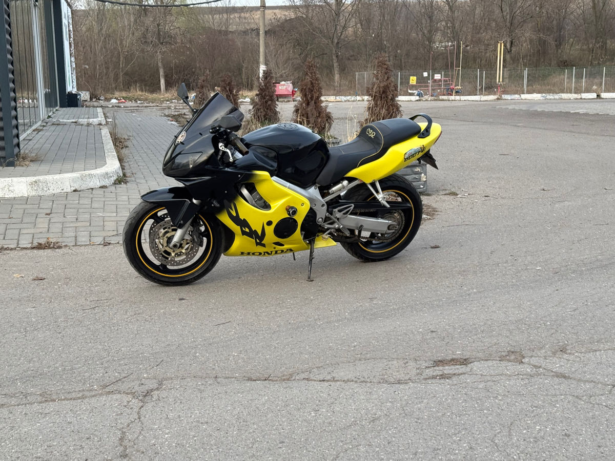 Honda CBR 600 foto 5