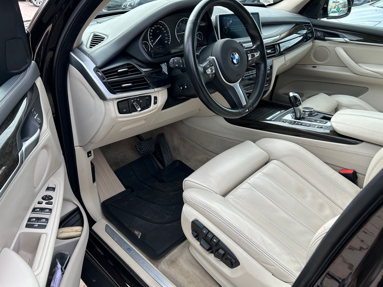 BMW X5 foto 6