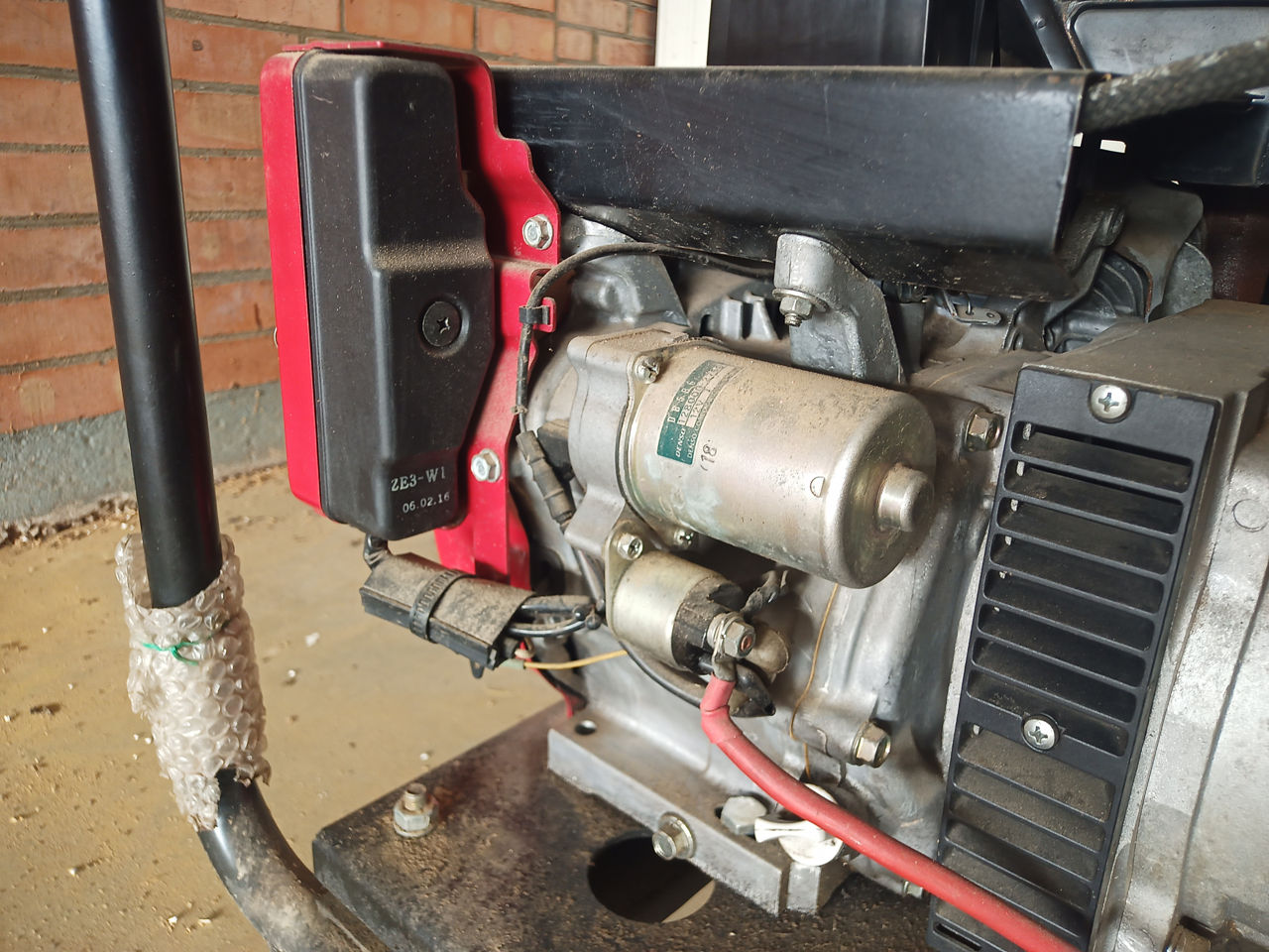 Generator H 7500 S Honda 390  7.5KW Monofazat 220V. foto 3