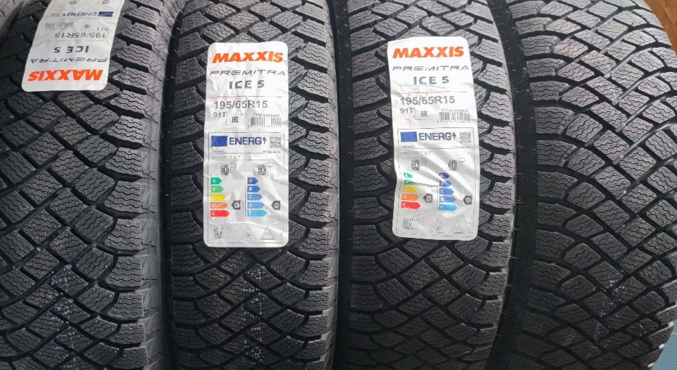 Maxxis 195/65 r15 зима / iarna noi