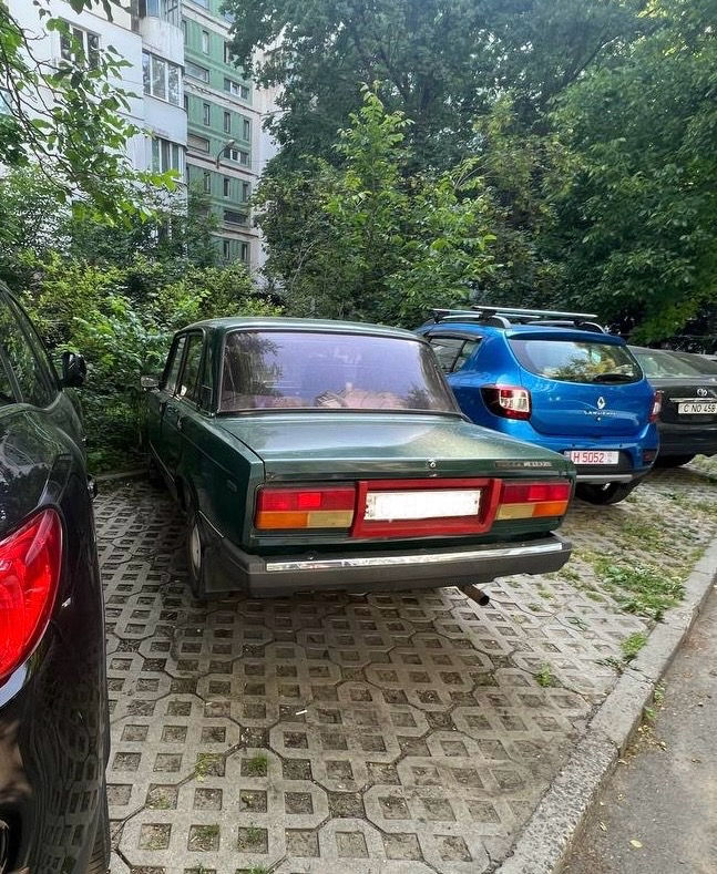 Lada / ВАЗ 2107 foto 1