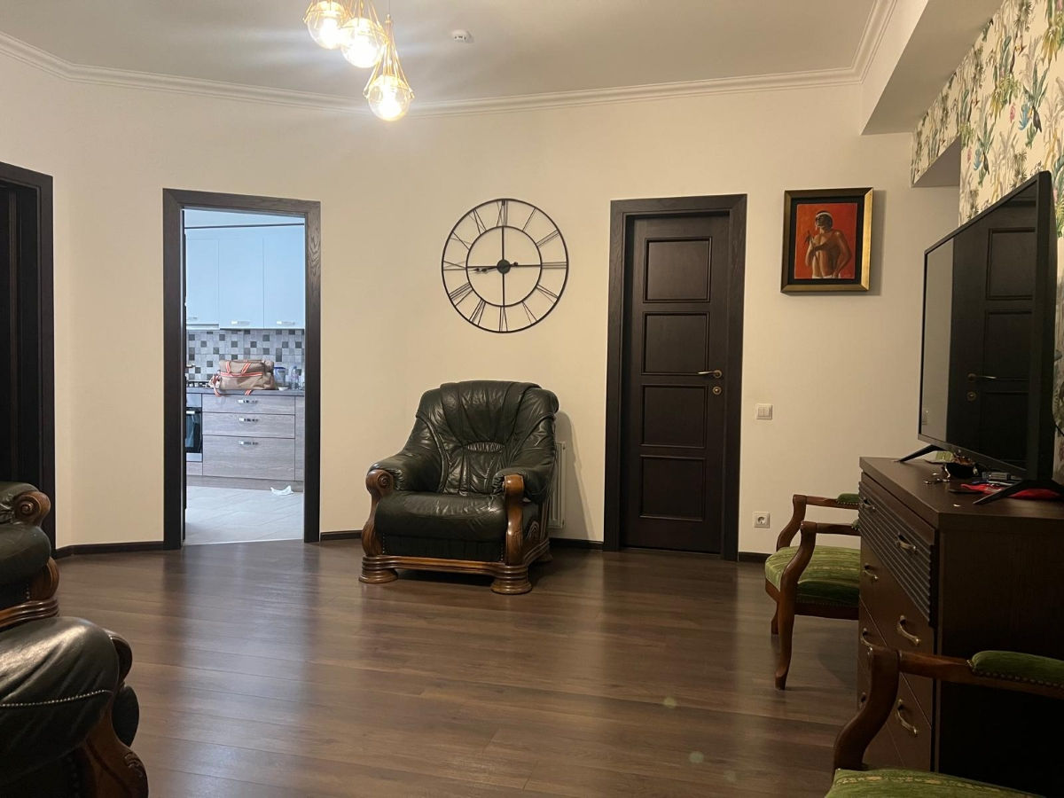 2-комнатная квартира, 74 м², Буюканы, Кишинёв 10