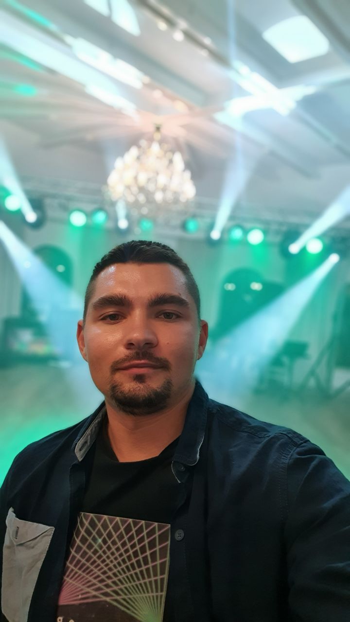Dj Тяжелый дым низкий .шоу свет и спецэффекты для вашей свадьбы, куматрии, корпоратива фото 8