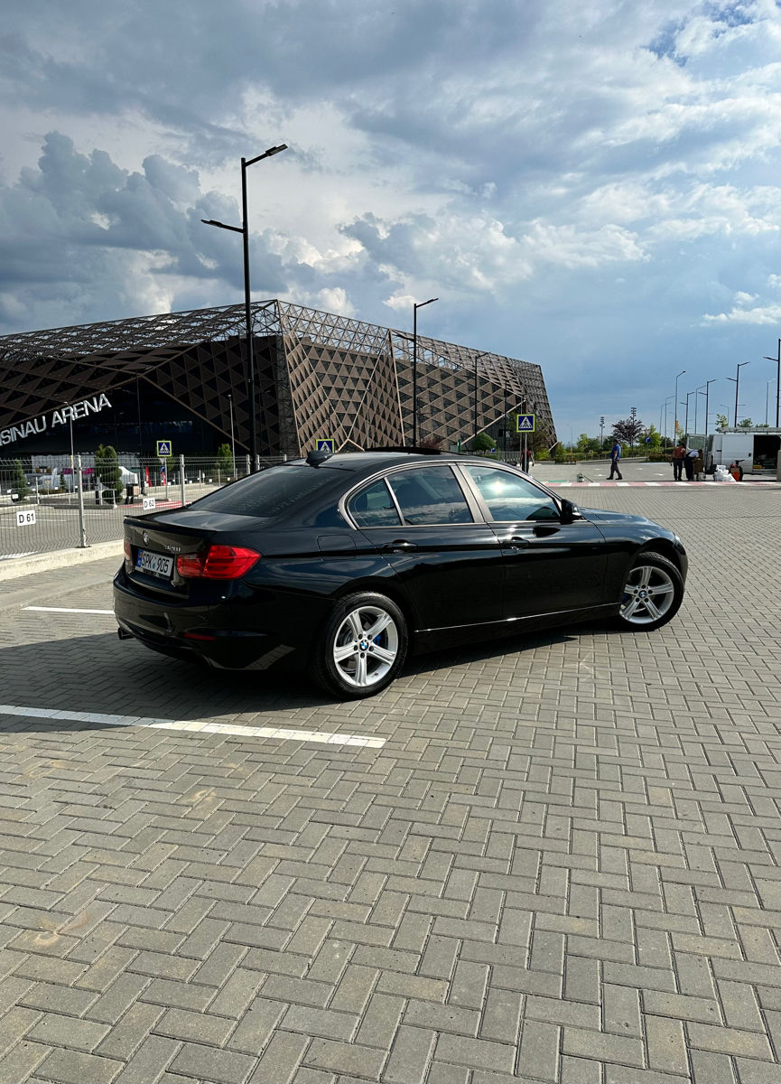 BMW 3 Series foto 1