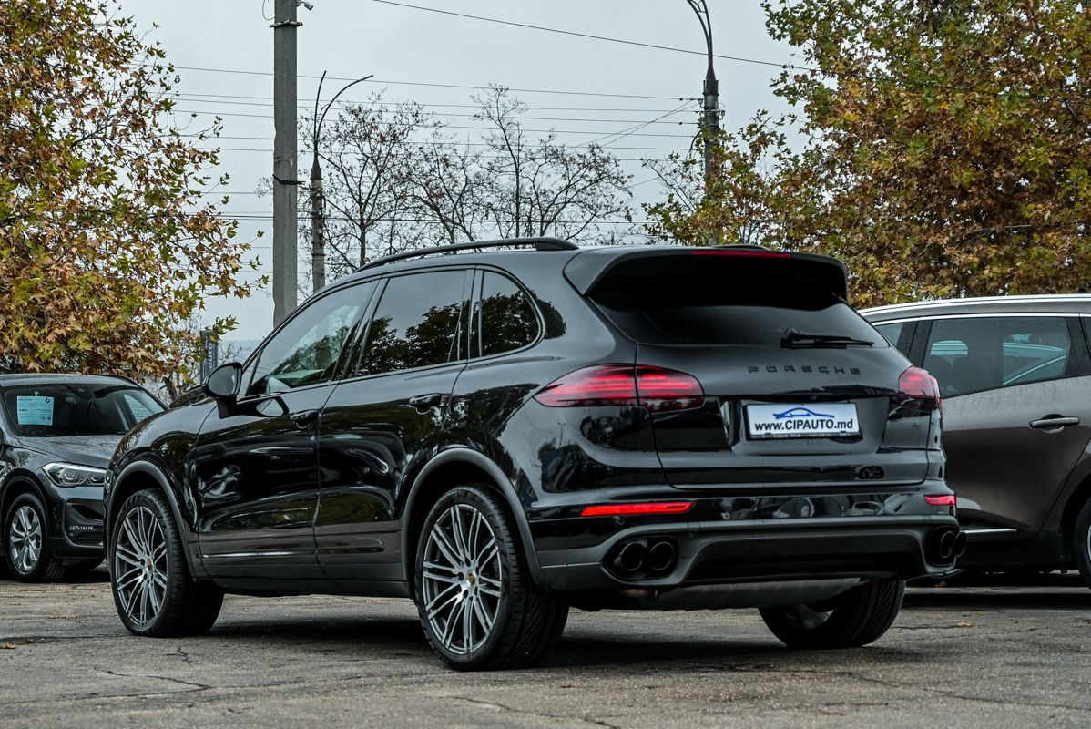 Porsche Cayenne foto 4