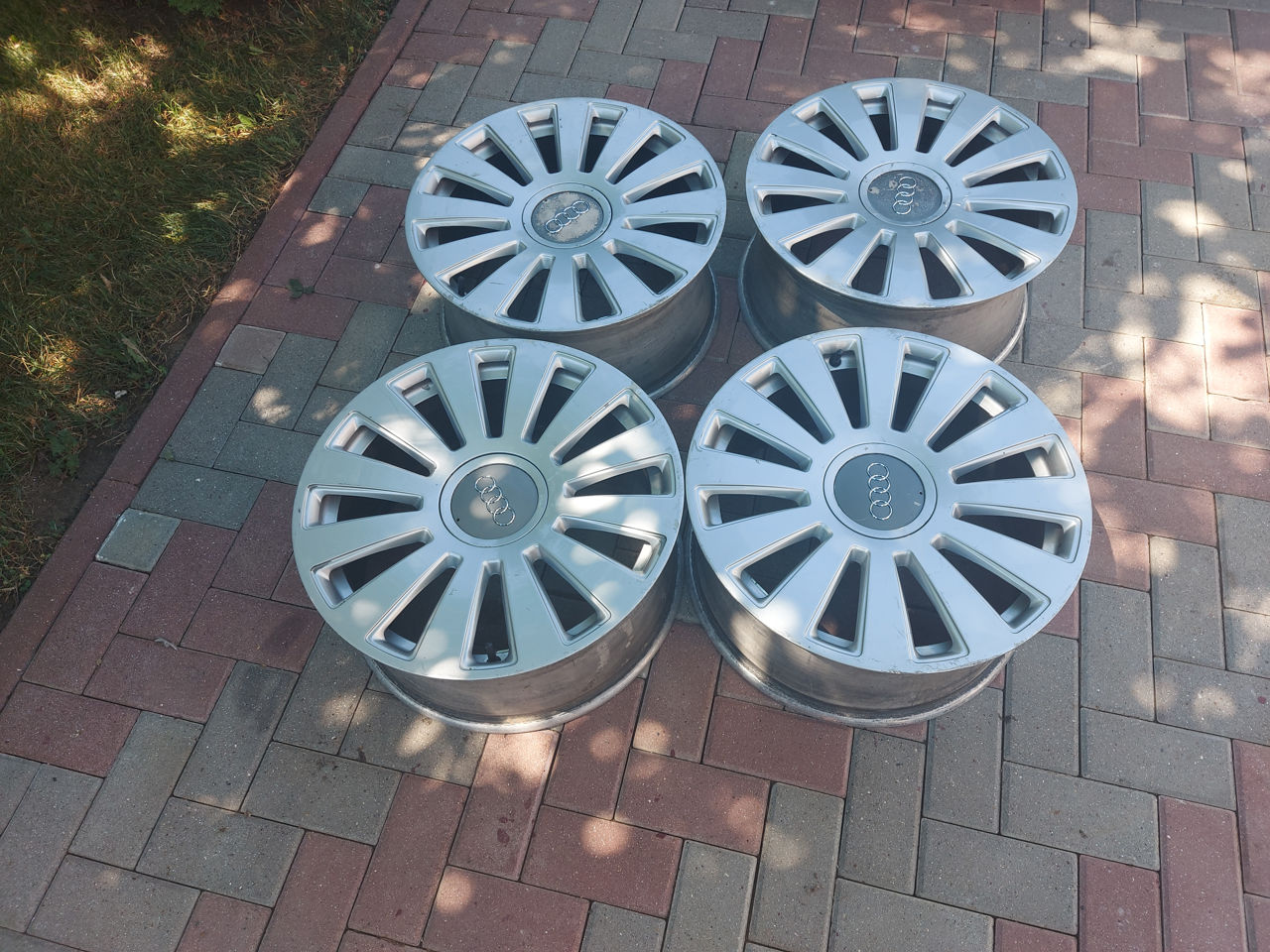 Discuri de la Audi a 6 dar merg la mai multe modeluri