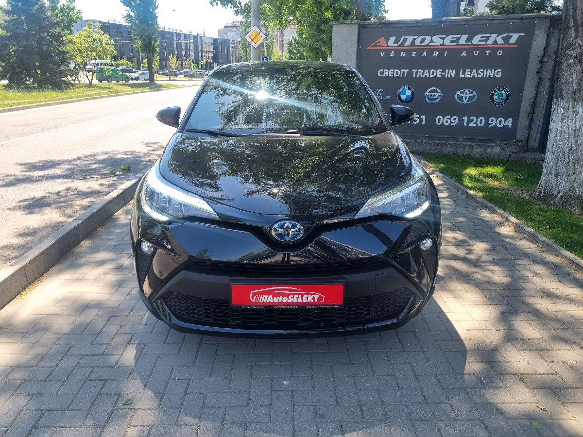 Toyota C-HR 2021 photo 3