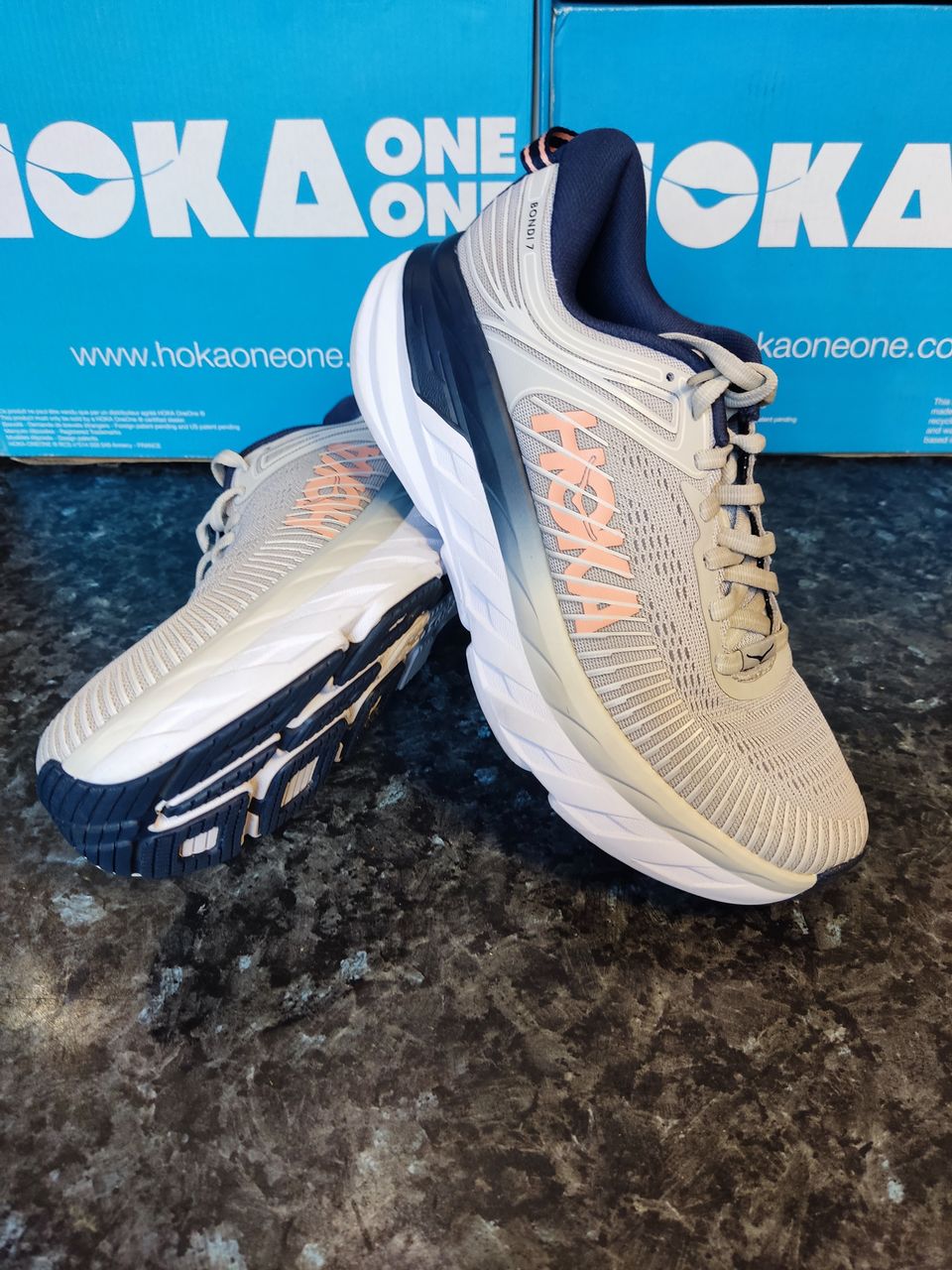 brooks hoka one one