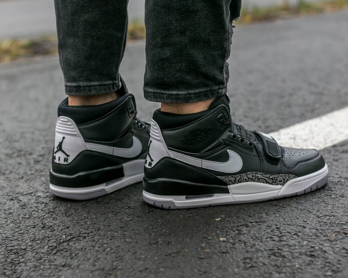 Nike Air Jordan Legacy Black/White foto 6