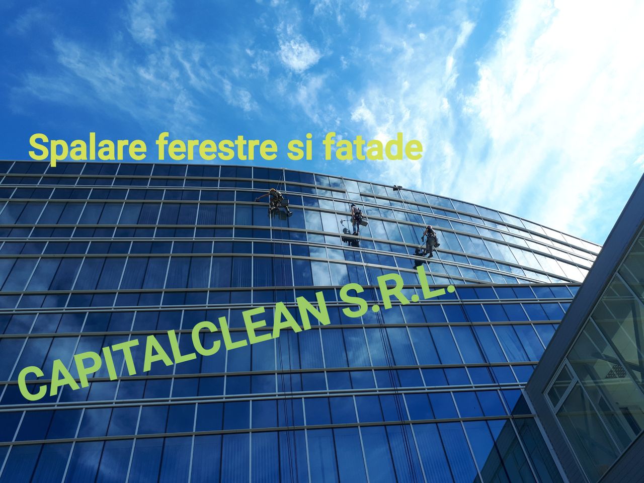 Spalare geamuri la orice înălțime, spalare fatade. Мойка окон на любой высоте, Мойка фасадов. foto 2